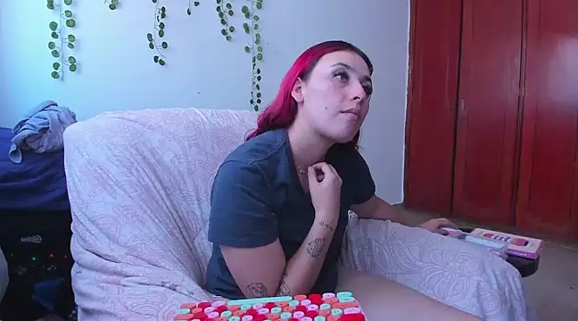 bonnie moon  online show from 18, 1, 2025