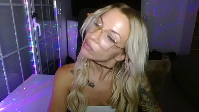 JuicyJanexo online show from 12, 6, 2026