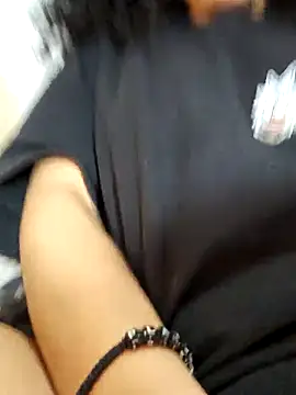 Snapshot of ELIZABETHFX chatting on 30, 10, 2025 ELIZABETHFX online show from 30, 10, 2025