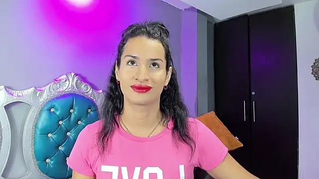 jennifer ts online show from 29, 12, 2024