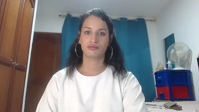 jennifer ts online show from 12, 3, 2025