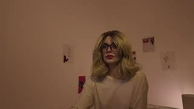 MariMaddison online show from 20, 2, 2025