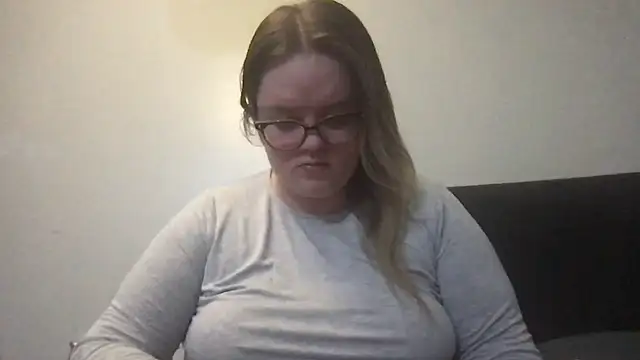 honeyyy24 online show from 20, 10, 2025