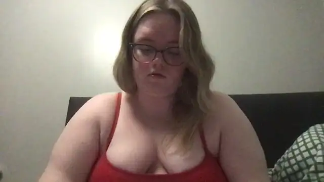 Snapshot of honeyyy24 chatting on 26, 2, 2026 honeyyy24 online show from 26, 2, 2026