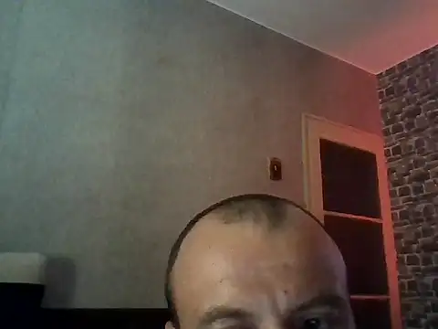 Snapshot of Nikolaiyy chatting on 1, 5, 2026 Nikolaiyy online show from 1, 5, 2026