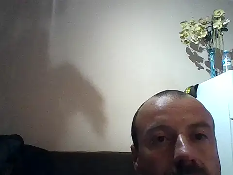 Snapshot of Nikolaiyy chatting on 8, 5, 2026 Nikolaiyy online show from 8, 5, 2026