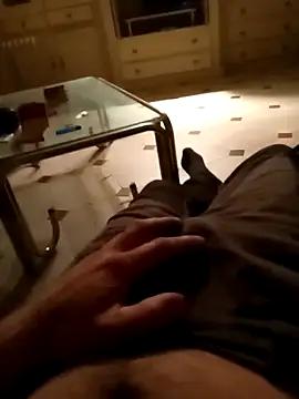 Snapshot of rush6983 chatting on 27, 2, 2025 rush6983 online show from 27, 2, 2025