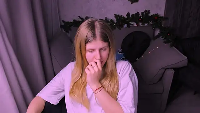 kirraa  online show from 14, 12, 2024