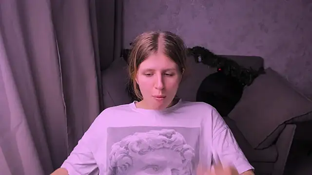 kirraa  online show from 5, 1, 2025