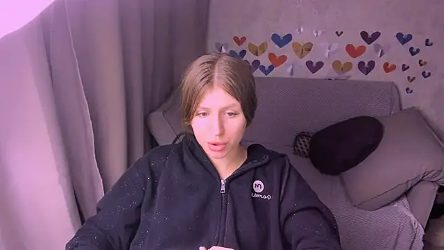 kirraa  online show from 14, 2, 2025