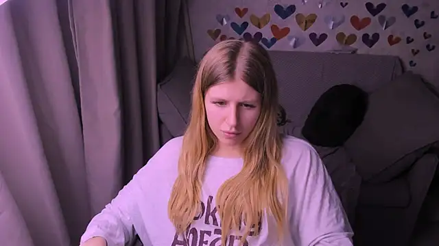 kirraa  online show from 15, 2, 2025