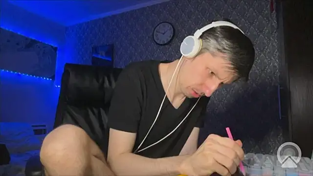 Aki-Laky online show from 6, 3, 2026