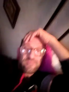 Porco81cazzo online show from 16, 12, 2025