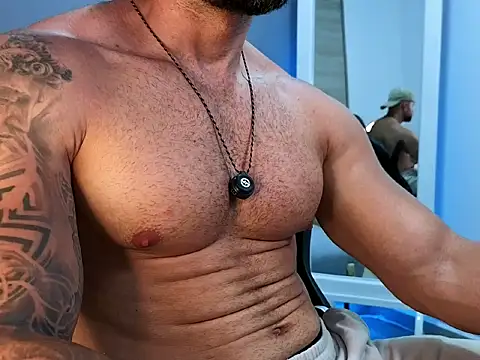 OwenMaximus814 online show from 22, 6, 2026