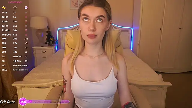 Snapshot of AnacondaOn chatting on 5, 1, 2025 AnacondaOn online show from 5, 1, 2025