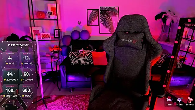 LadyIzabel online show from 8, 1, 2025