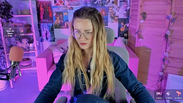 LadyIzabel online show from 18, 1, 2025