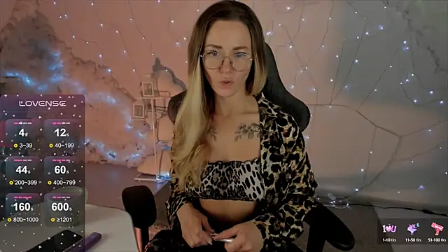 LadyIzabel online show from 21, 1, 2025