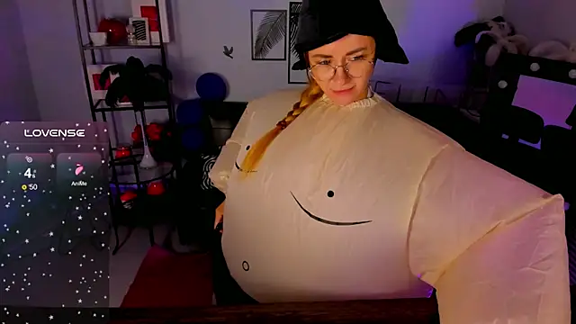 LadyIzabel online show from 25, 1, 2025