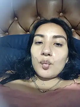 Hellen Alex online show from 10, 4, 2026