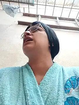 naughty-girl01 online show from 1, 2, 2025