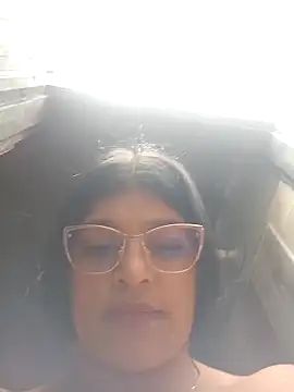 naughty-girl01 online show from 22, 2, 2025