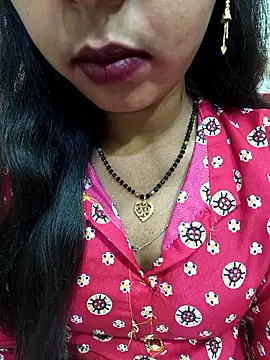 Snapshot of Sharmila-Singh chatting on 8, 4, 2026 Sharmila-Singh online show from 8, 4, 2026