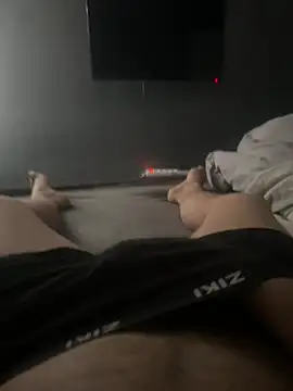 kleinerdixk online show from 11, 2, 2025