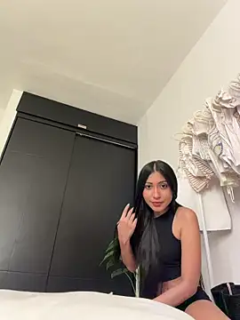 Sweetnaughtygirl  online show from 13, 6, 2026