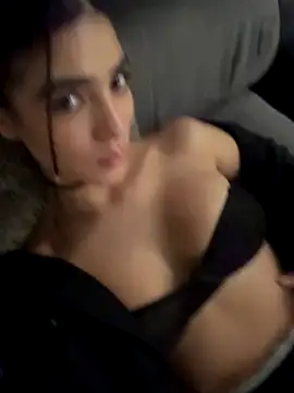 Snapshot of Olivia_Collins1 chatting on 30, 11, 2025 Olivia Collins1 online show from 30, 11, 2025