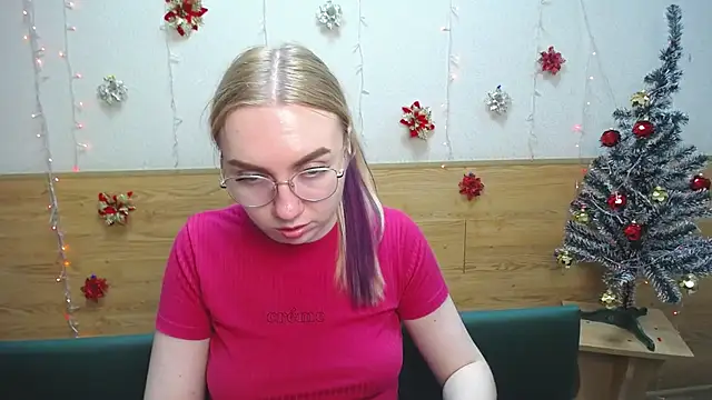 BeatriceFly online show from 20, 1, 2025