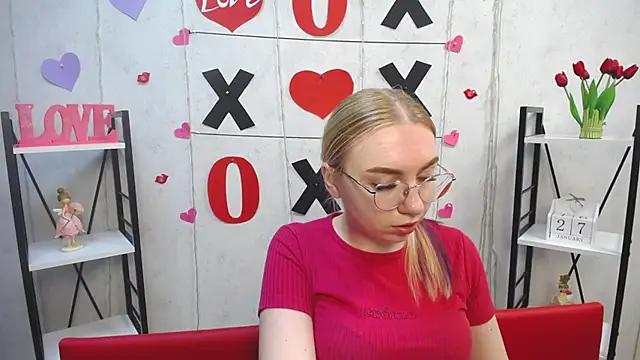 BeatriceFly online show from 27, 1, 2025