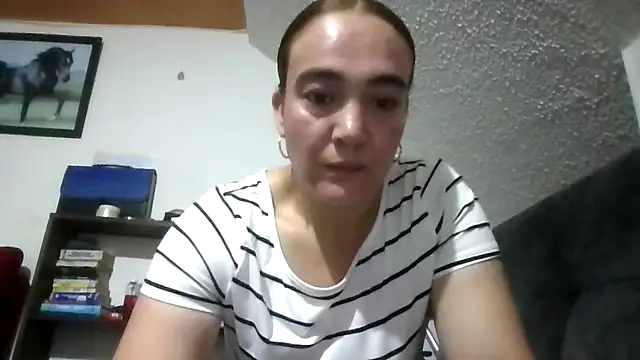skayhot  online show from 15, 5, 2026