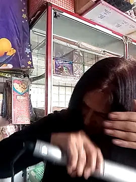 Edged Hot69 online show from 12, 3, 2026