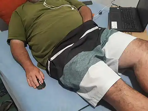 mfreitas005 online show from 10, 1, 2025