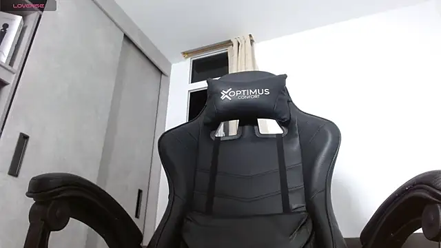 miss valery2 online show from 10, 4, 2026