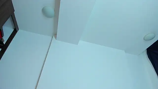 emiily15   online show from 22, 1, 2025