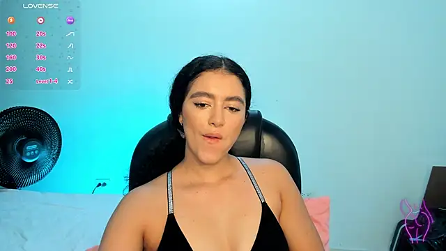 Snapshot of Adhara-zanne chatting on 20, 6, 2026 Adhara-zanne online show from 20, 6, 2026