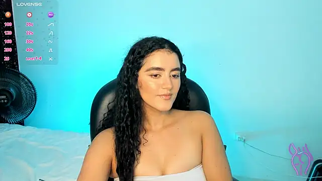 Snapshot of Adhara-zanne chatting on 23, 6, 2026 Adhara-zanne online show from 23, 6, 2026
