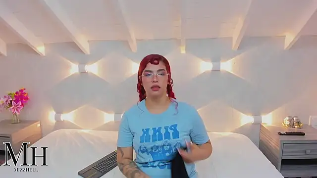 Snapshot of MizzHell chatting on 21, 5, 2026 MizzHell online show from 21, 5, 2026