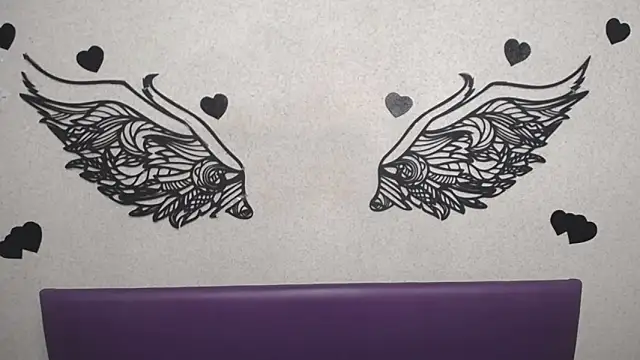 JasmineKouch online show from 8, 10, 2025