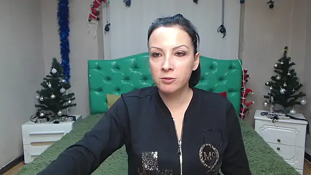 ElizabethSho online show from 18, 1, 2025