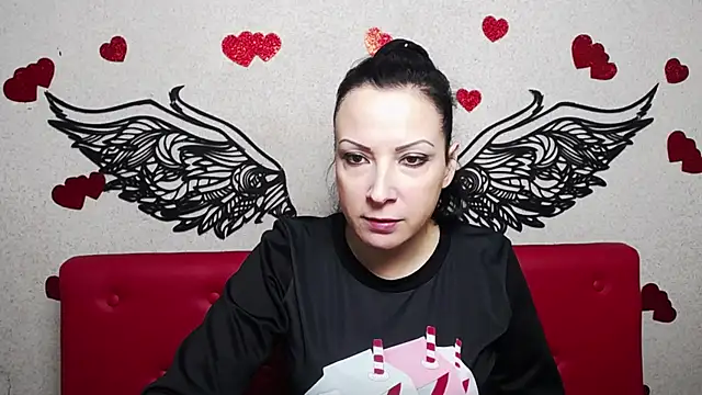 ElizabethSho online show from 28, 2, 2025