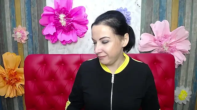 ElizabethSho online show from 15, 10, 2025