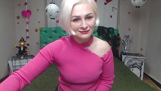 OliviaHorst online show from 5, 11, 2025