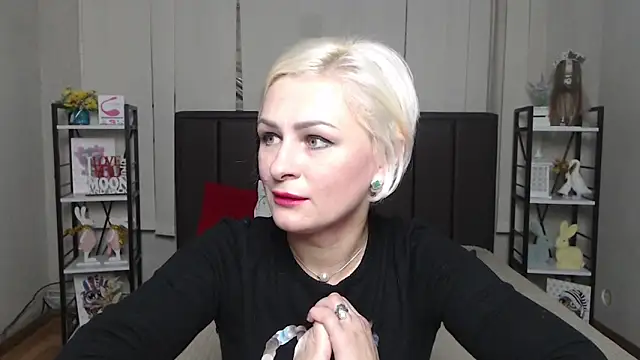 OliviaHorst online show from 27, 11, 2025