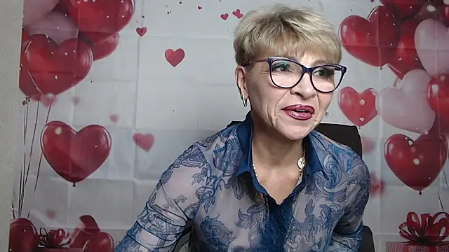 Snapshot of EllaBonito chatting on 8, 2, 2026 EllaBonito online show from 8, 2, 2026