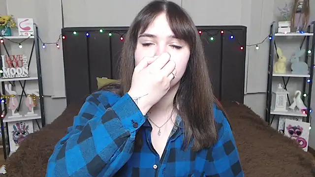 LauraHlot online show from 11, 2, 2025