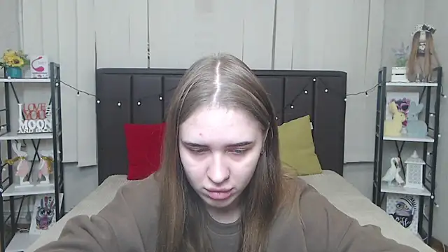 LauraHlot online show from 10, 10, 2025