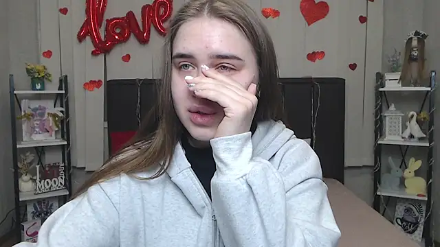 LauraHlot online show from 22, 2, 2026